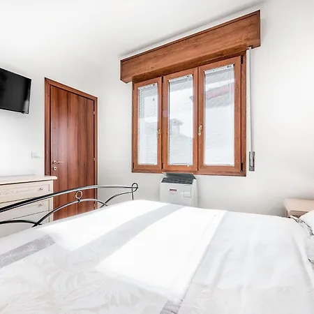 Happy House - Host Solution Apartamento Lido di Jesolo