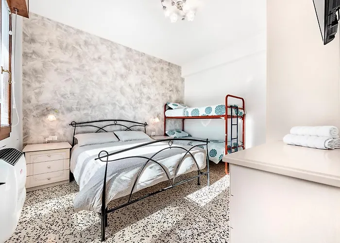 Apartment Happy House - Host Solution *