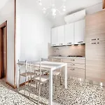 Happy House - Host Solution דירה