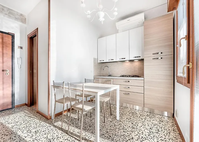 Happy House - Host Solution Appartement